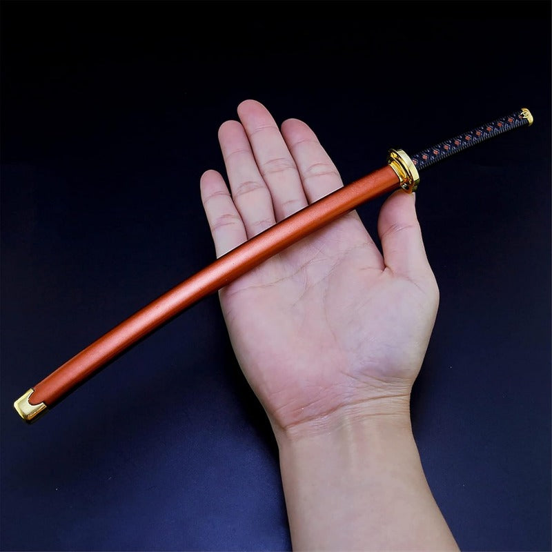 Nakorara　鬼滅の刃　日輪刀ミニ刀剣 26cm ヒノカミ神楽 日輪刀 ナイフ 刀掛台送り おもちゃ インテリア装備品 コスプレ 日本刀 装備品 クリスマスプレゼント ハロウィン 舞台化 飾り