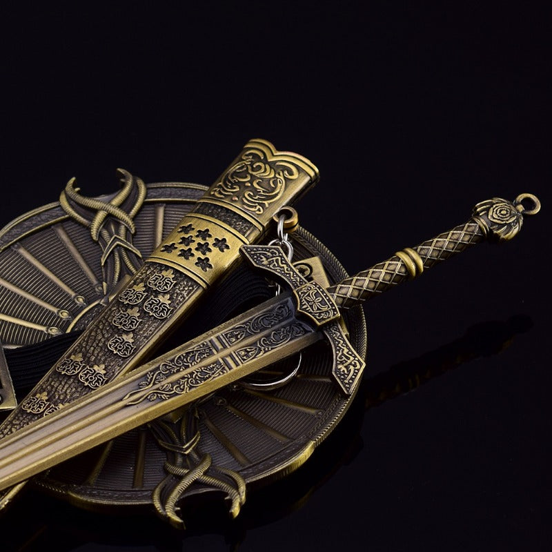 Nakorara　ミニチュア　エルデンリング　失地騎士の大剣　盾　2個セット　アクセサリー　武器モデル　ダイキャスト製　おもちゃ　卓上装備品　愛刀