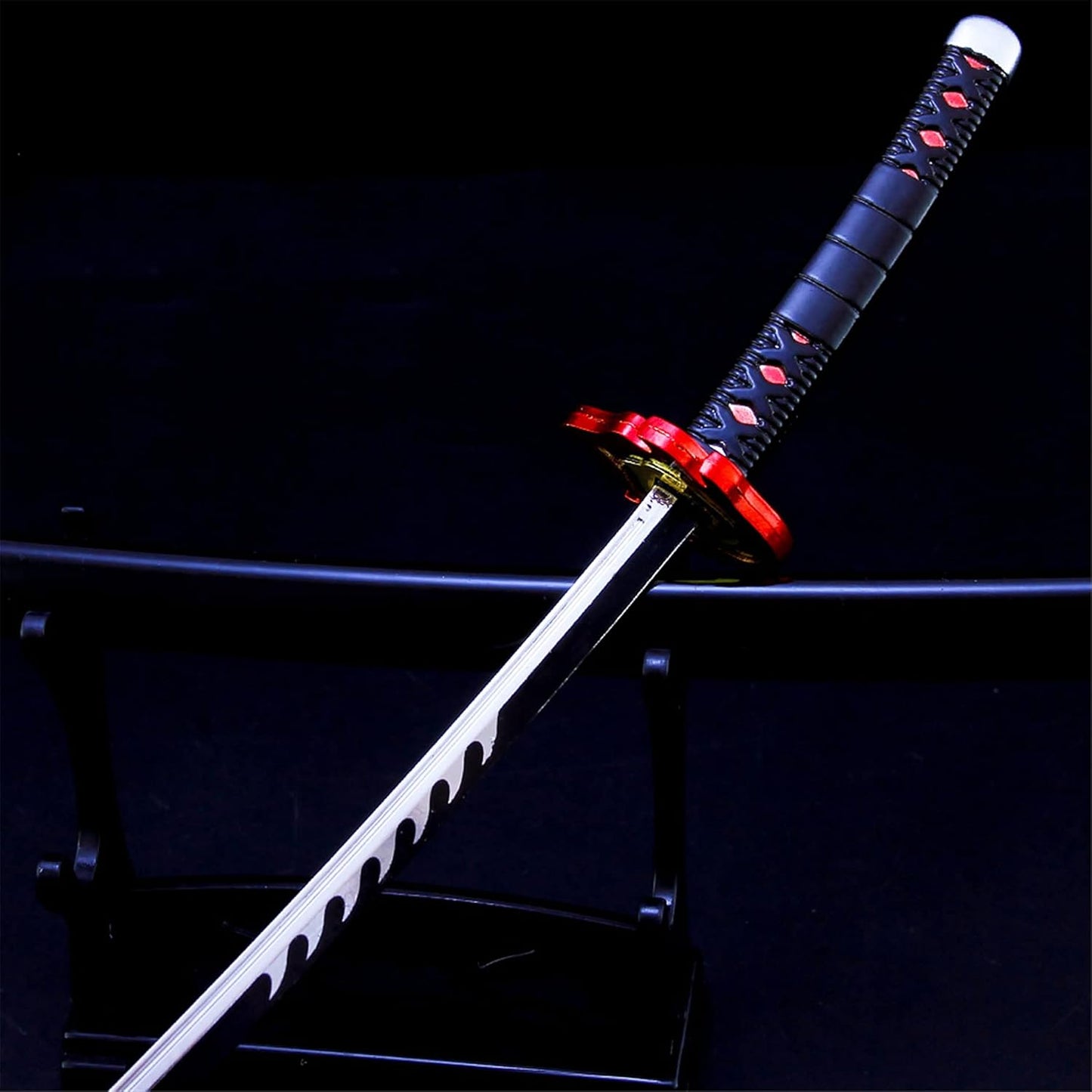 Nakorara　鬼滅の刃　日輪刀ミニ刀剣 26cm ヒノカミ神楽 日輪刀 ナイフ 刀掛台送り おもちゃ インテリア装備品 コスプレ 日本刀 装備品 クリスマスプレゼント ハロウィン 舞台化 飾り
