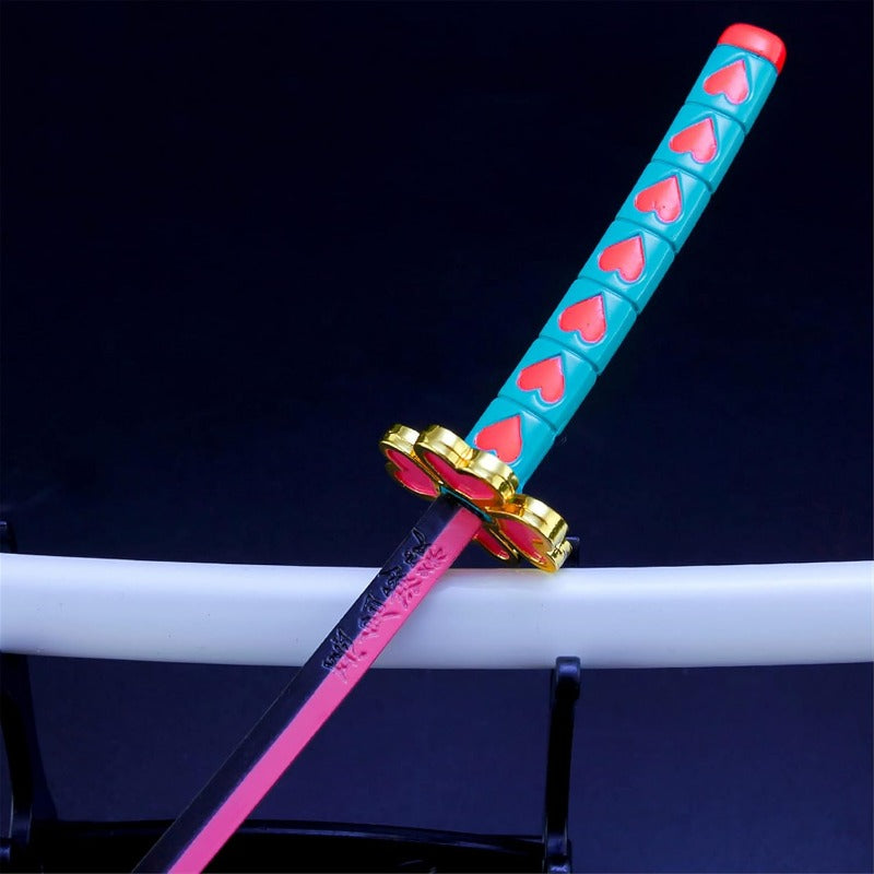 Nakorara　鬼滅の刃　日輪刀ミニ刀剣 26cm ヒノカミ神楽 日輪刀 ナイフ 刀掛台送り おもちゃ インテリア装備品 コスプレ 日本刀 装備品 クリスマスプレゼント ハロウィン 舞台化 飾り