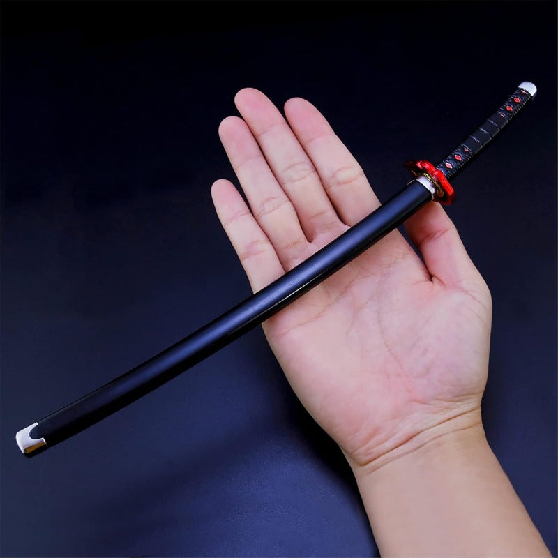 Nakorara　鬼滅の刃　日輪刀ミニ刀剣 26cm ヒノカミ神楽 日輪刀 ナイフ 刀掛台送り おもちゃ インテリア装備品 コスプレ 日本刀 装備品 クリスマスプレゼント ハロウィン 舞台化 飾り