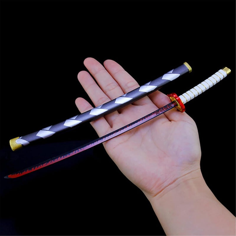 Nakorara　鬼滅の刃　日輪刀ミニ刀剣 26cm ヒノカミ神楽 日輪刀 ナイフ 刀掛台送り おもちゃ インテリア装備品 コスプレ 日本刀 装備品 クリスマスプレゼント ハロウィン 舞台化 飾り