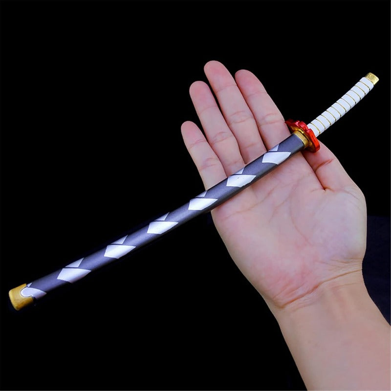Nakorara　鬼滅の刃　日輪刀ミニ刀剣 26cm ヒノカミ神楽 日輪刀 ナイフ 刀掛台送り おもちゃ インテリア装備品 コスプレ 日本刀 装備品 クリスマスプレゼント ハロウィン 舞台化 飾り